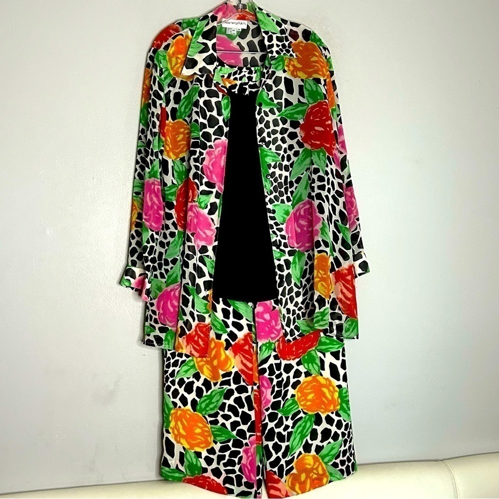 Vintage Bloomingdale’s Silk 3 piece relaxed wide leg floral animal print set - Picture 1 of 16